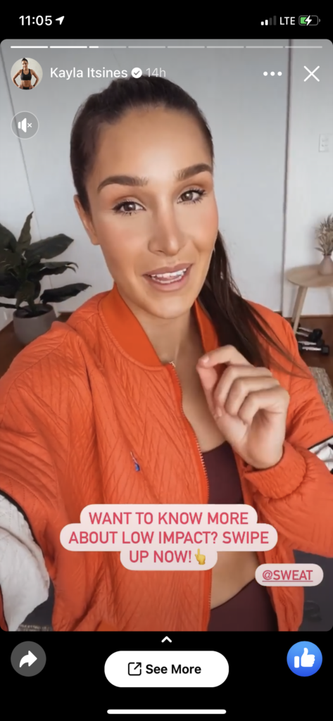 قصة فيسبوك من Kayla Itsines تروج لمعلومات حول التمارين منخفضة التأثير