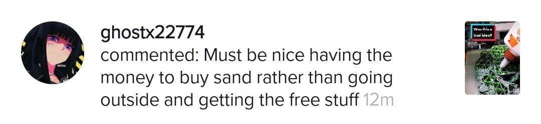 TikTok kullanıcısı, "Dışarı çıkıp bedava şeyler almaktansa kum alacak paraya sahip olmak güzel olmalı" yorumunda bulundu.