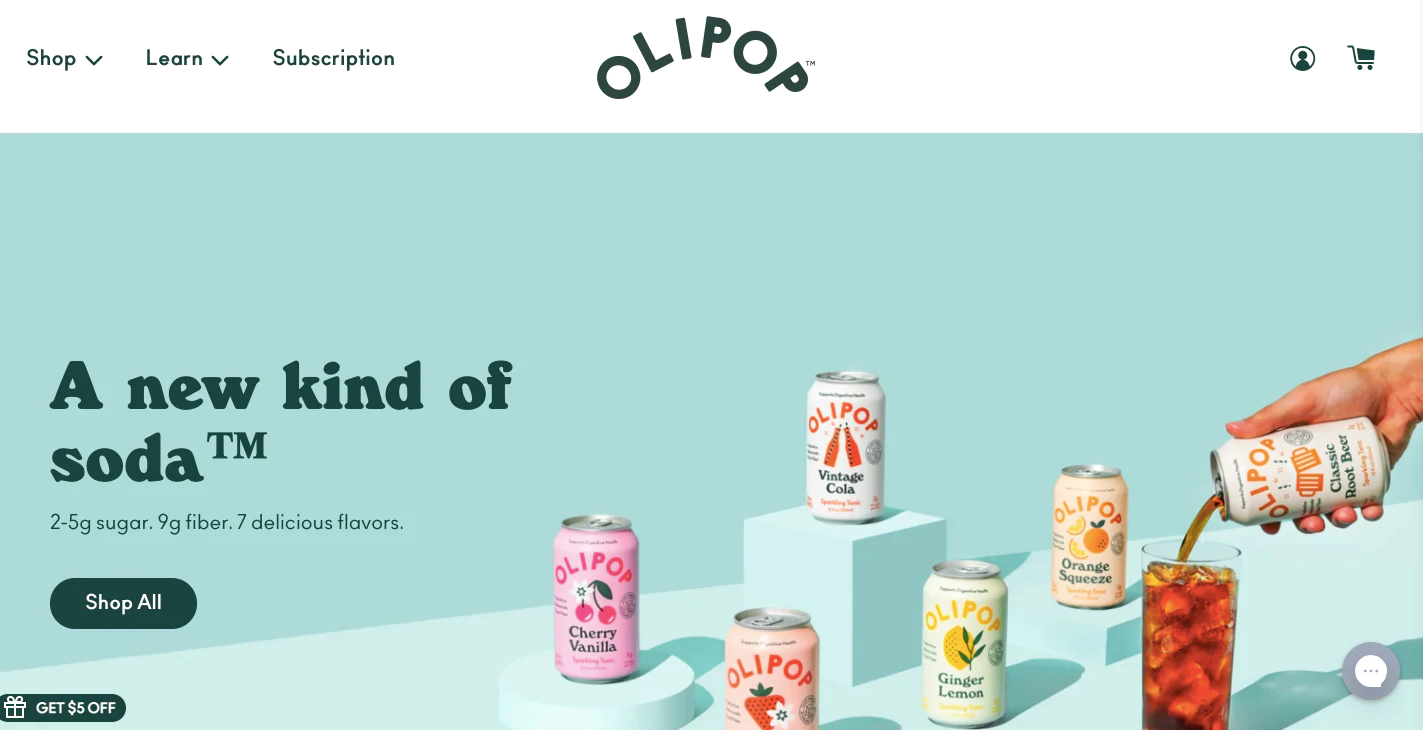 OLIPOPのウェブサイトは、その飲料製品をフィーチャーした大胆な色と派手な写真を特徴としています。