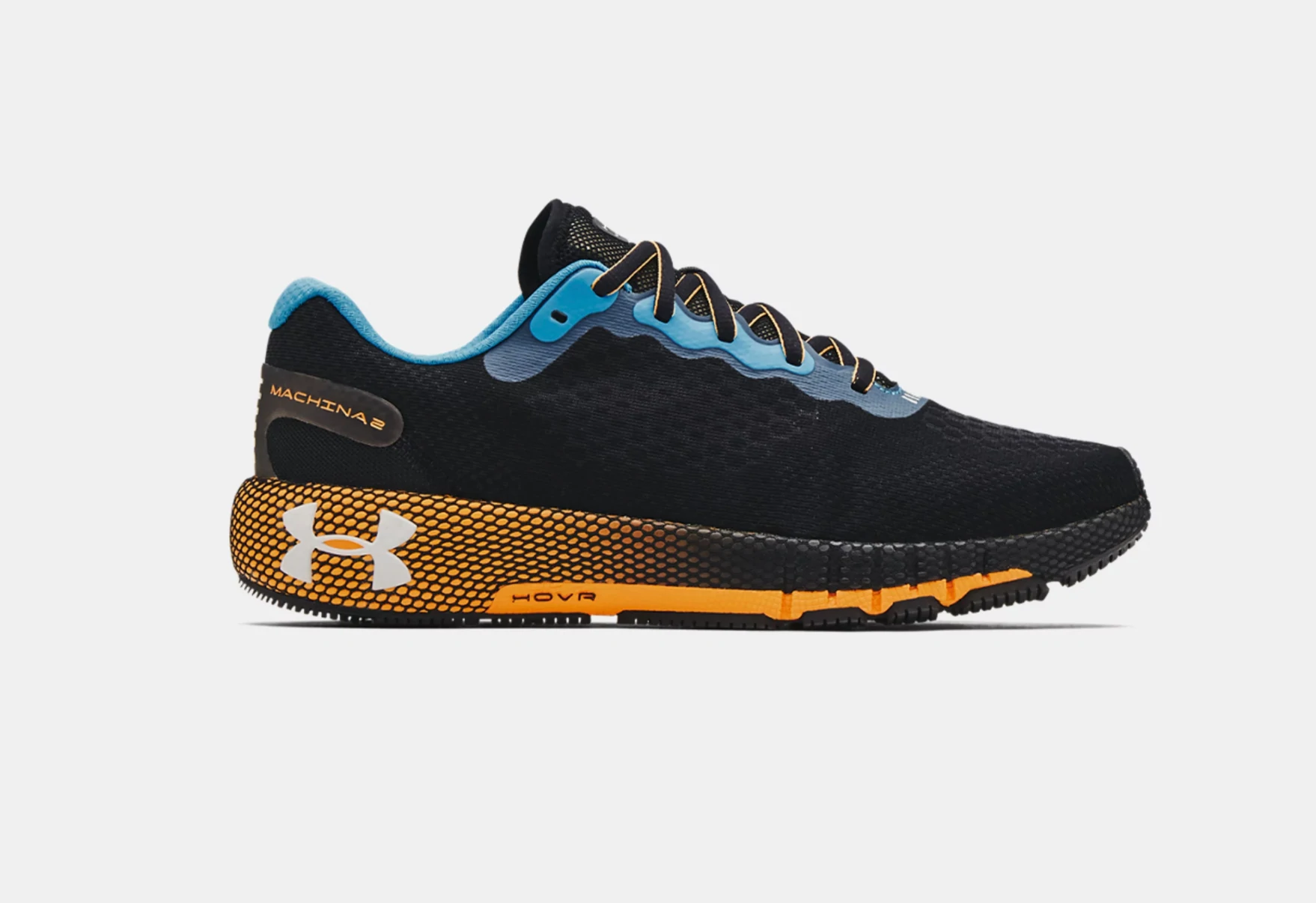 Une chaussure de course par Under Armour