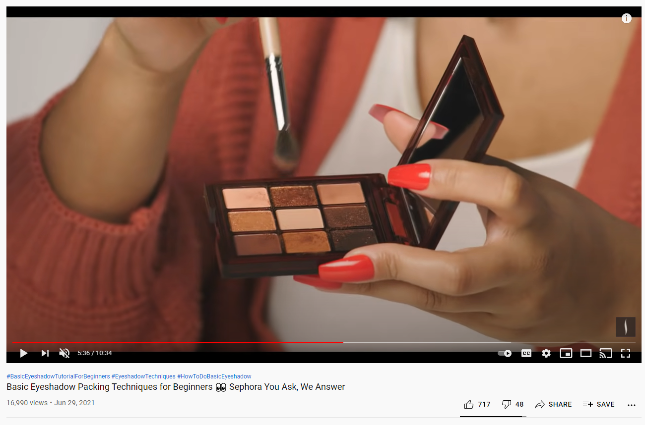 Tangkapan layar dari tutorial YouTube Sephora yang ditargetkan untuk pemula