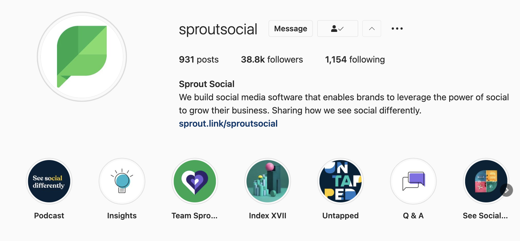 Destaques no Instagram do Sprout Social exibindo um visual de marca consistente