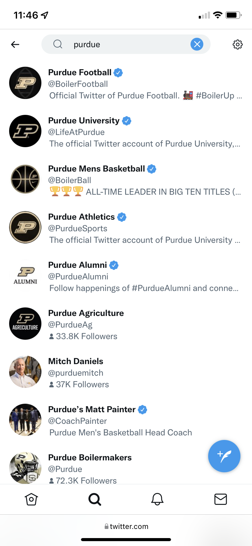 「Purdue」関連のハンドルのTwitter検索のスクリーンショット。検索では、6つの検証済み大学アカウントが表示されます。