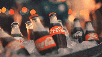 Bottiglie di coca cola negli annunci