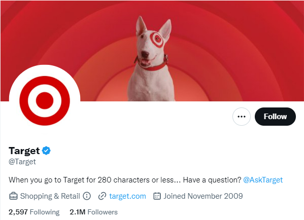 Target 的 Twitter 帳戶包括一個很棒的社交媒體簡歷。