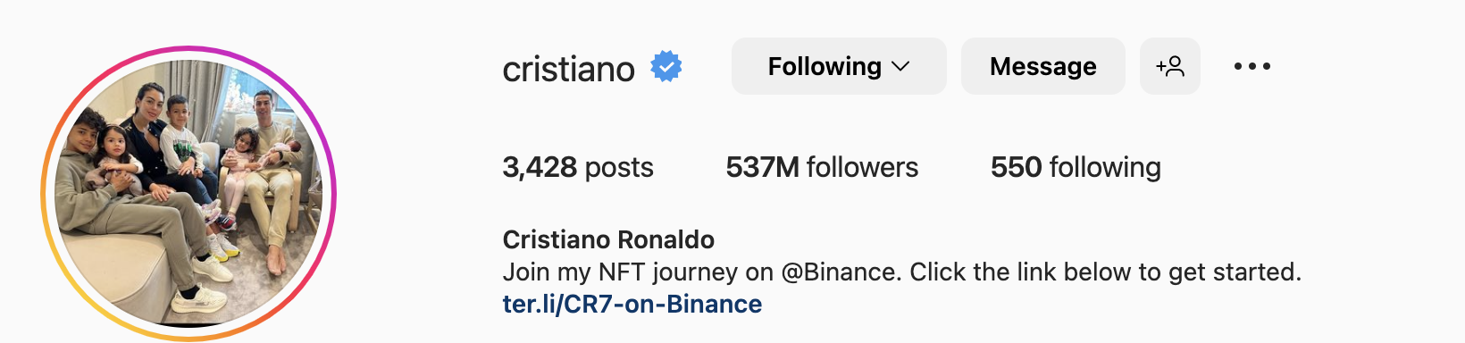 mega wpływowy cristiano rornaldo najczęściej obserwowane konto na Instagramie