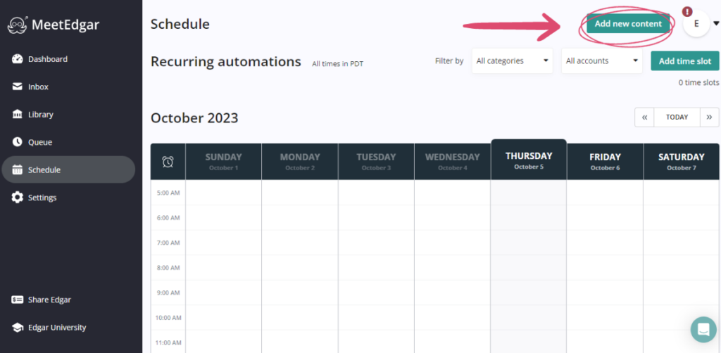 Captura de tela do painel MeetEdgar - Seta apontando para o botão Adicionar novo conteúdo