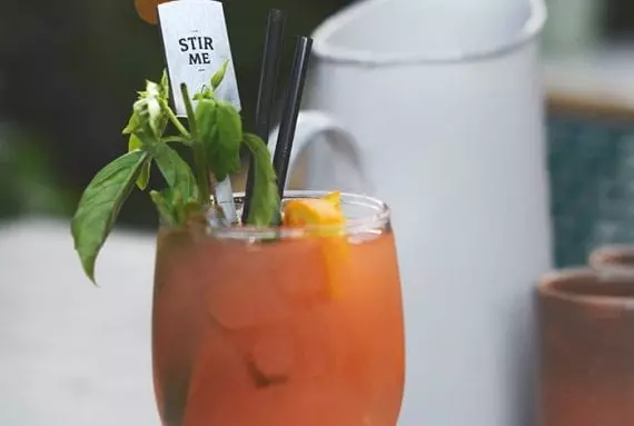 Cocktailul clasic Bloody Mary poate fi o inspirație pentru marketingul de conținut din ianuarie. <em>Fotografie: Rhianon Lassila.</em>