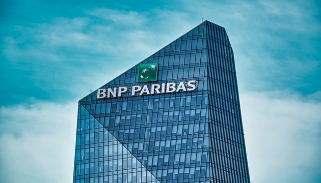 BNP パリバ