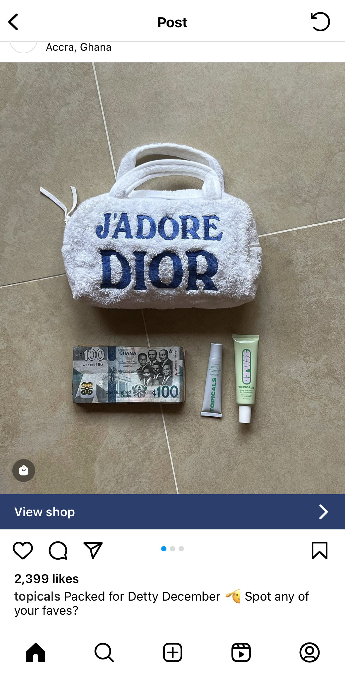 O postare carusel din campania #TopicalsGoneToGhana. Fotografia prezentată arată o poșetă Dior, bani și produse de îngrijire a buzelor Topicals.